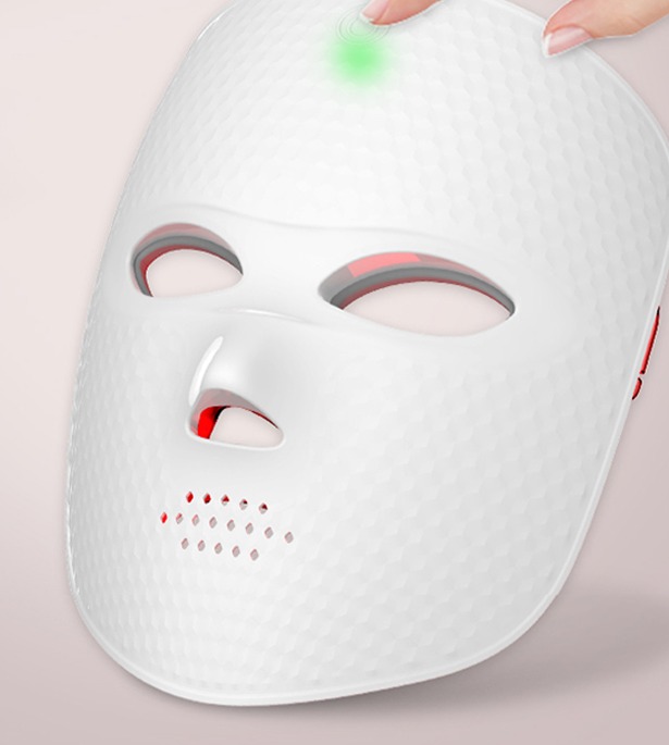 GlowMask Pro en vista tres cuartos